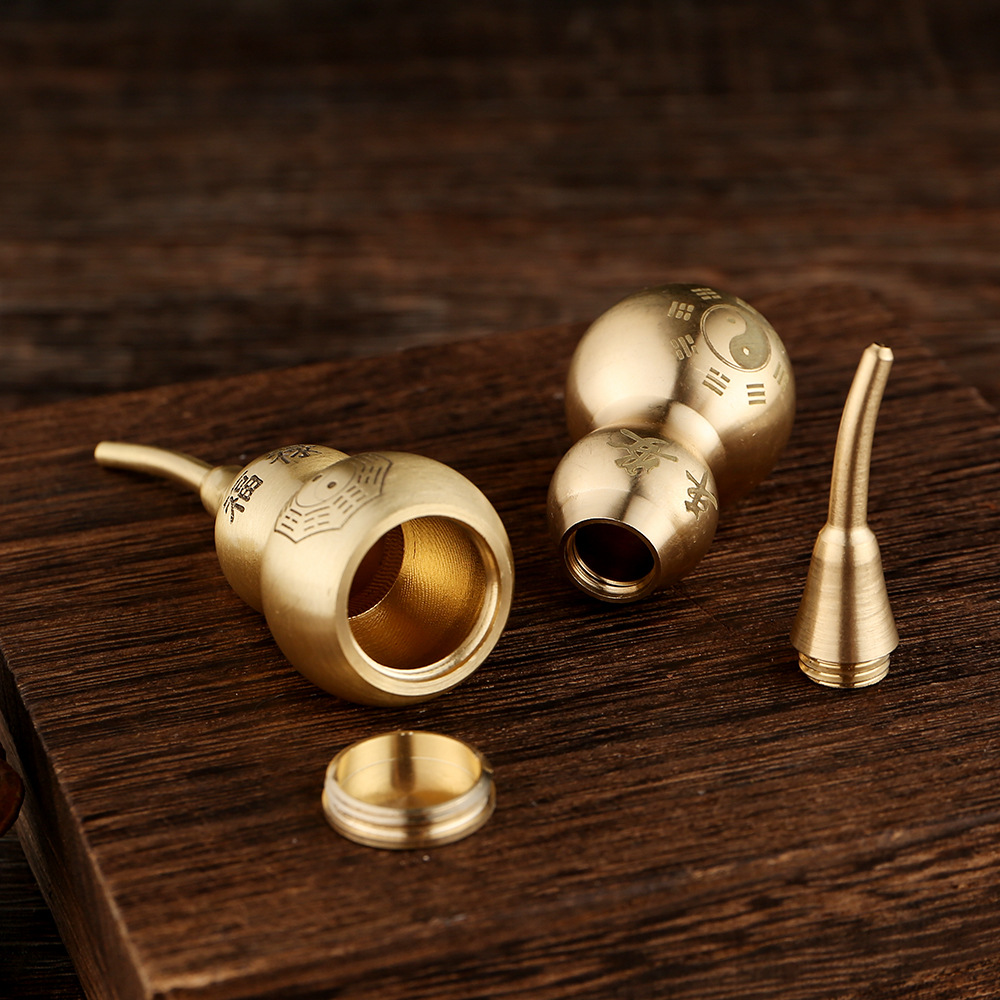 Picture of [Factory production wholesale] Pure brass gourd accessories hollow can be opened small desktop keychain accessories