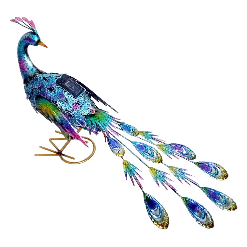 Foreign trade exports to Europe and the United States outdoor lawn paint hand-painted iron products solar lights animal ornaments low Peacock decoration