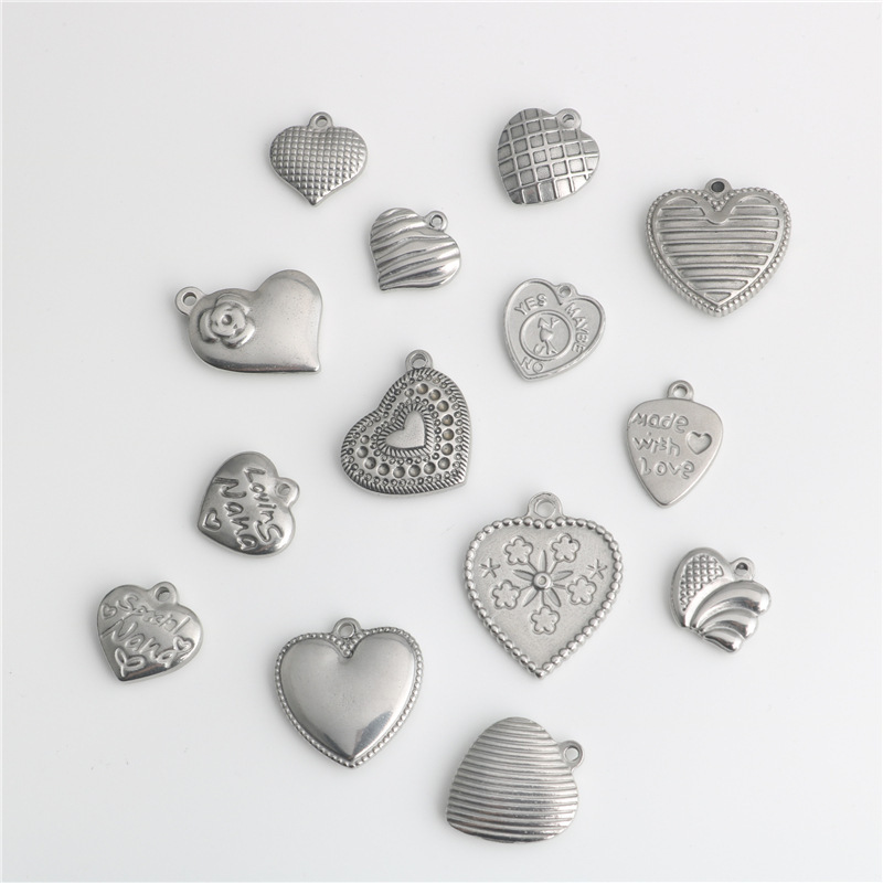 Picture of European and American Stainless Steel Pattern Love Pendant Pendant Fashion Fashion Cool Punk Hip Hop with DIY Accessories
