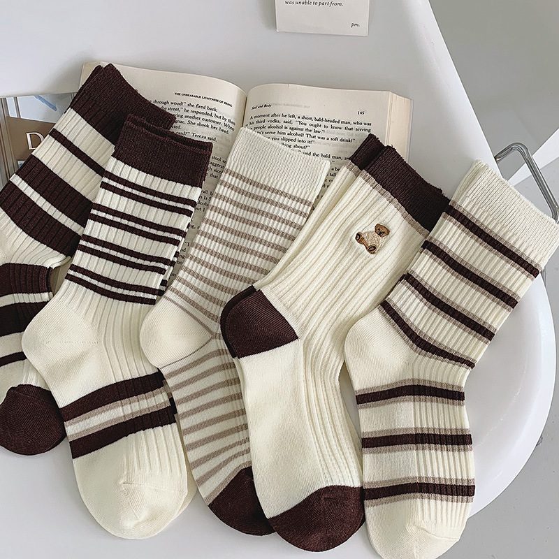 5 pairs of generation hair striped bear socks women's mid-barrel autumn and winter retro brown long-barrel sports spring and autumn stockings mid-barrel women's socks