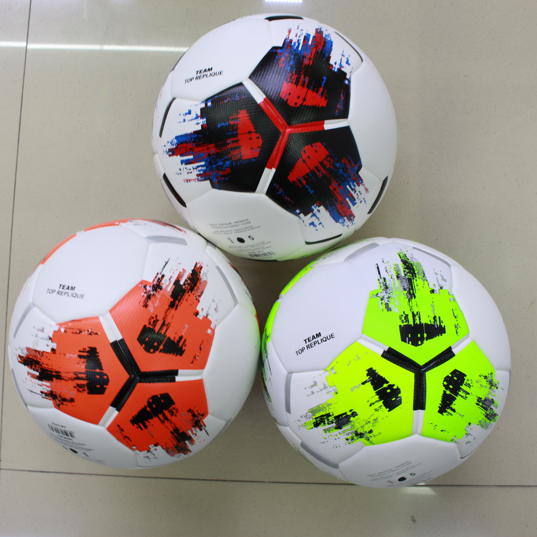 No.5 football new leather football hot post with No.5 football adult ball seamless bonding football can be sent on behalf
