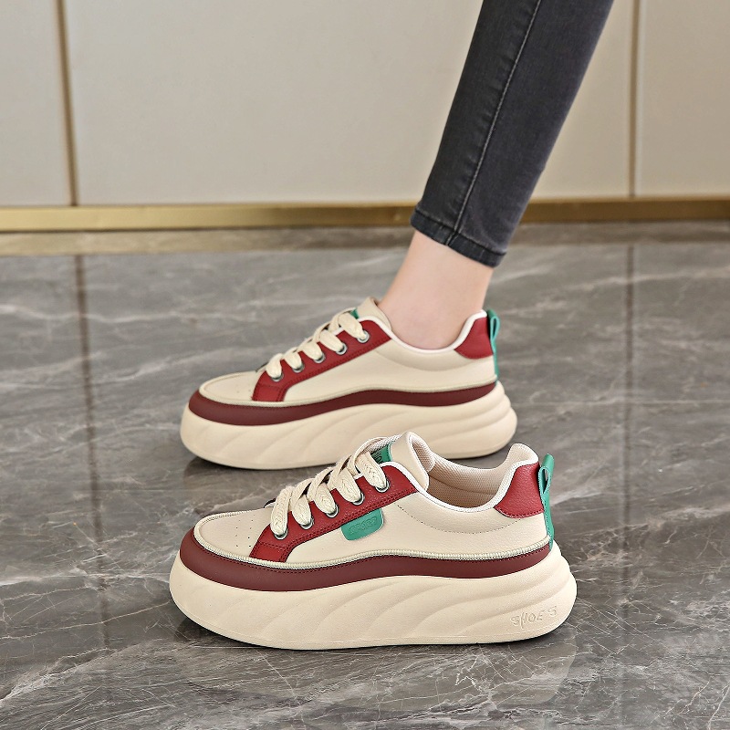 Feeling Women's Shoes 2024 Spring and Autumn New Thick-soled Inner Height Increasing Sports Bread Shoes Explosions Thick-soled Women's Casual Board Shoes