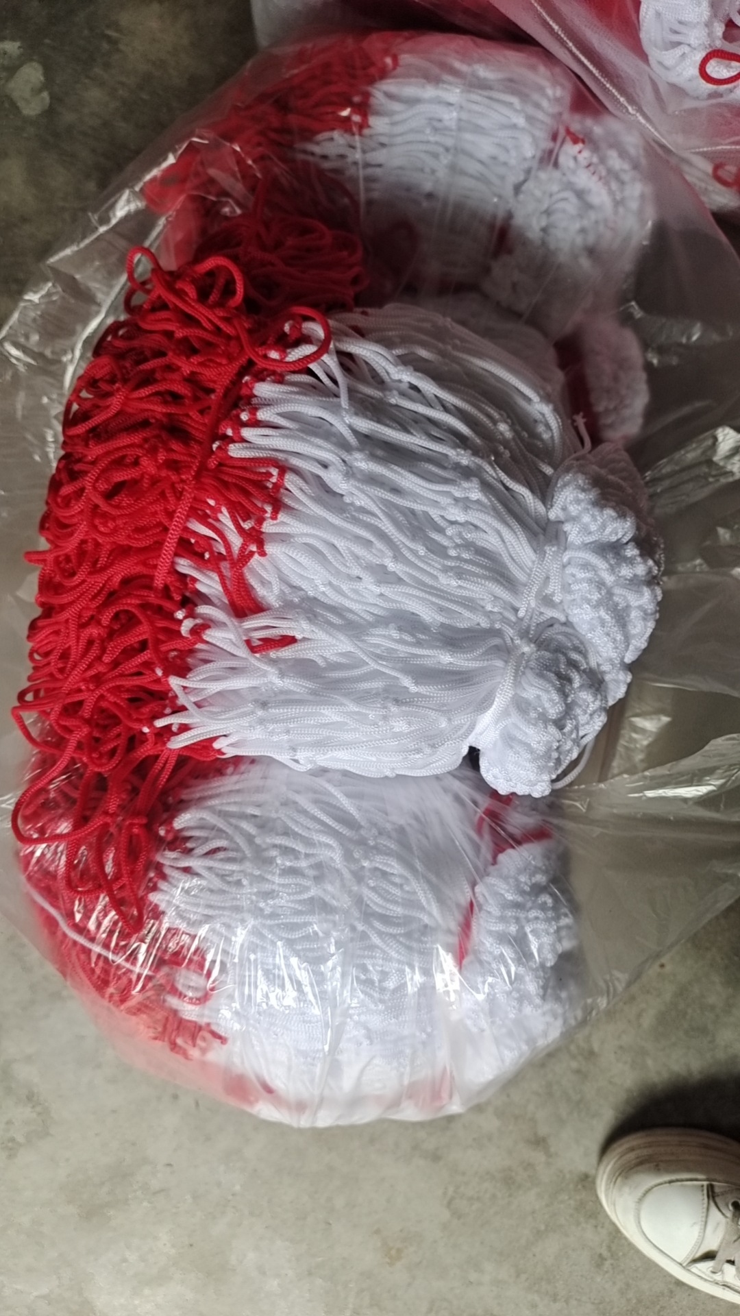 Picture of Children's basketball frame net basket net two-color three-color manufacturer in stock bold standard Net buckle polypropylene fiber basketball net