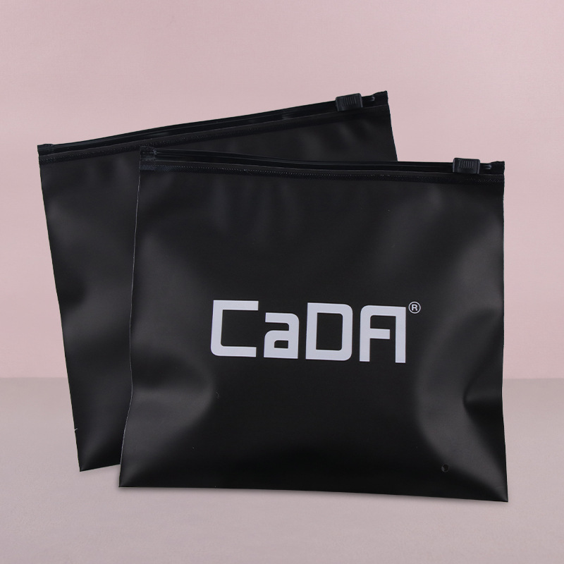 Factory clothing underwear packaging bag wholesale towel thickened frosted self-sealing bag Black CPE clothes zipper bag