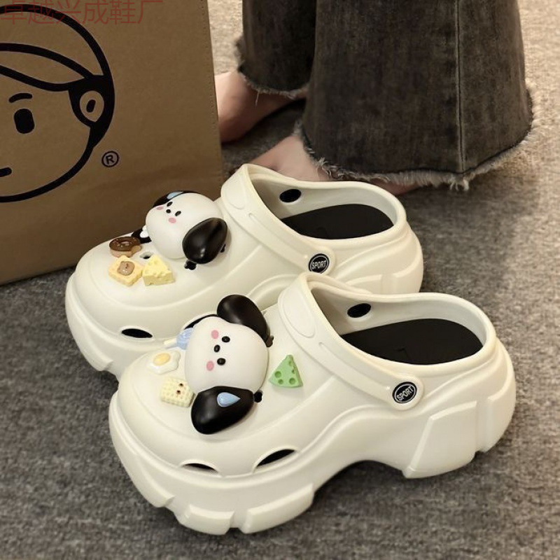 Baotou EVA hole shoes in 2025 new fashion and versatility student comfortable and casual two-wear non-slip slippers for women's summer