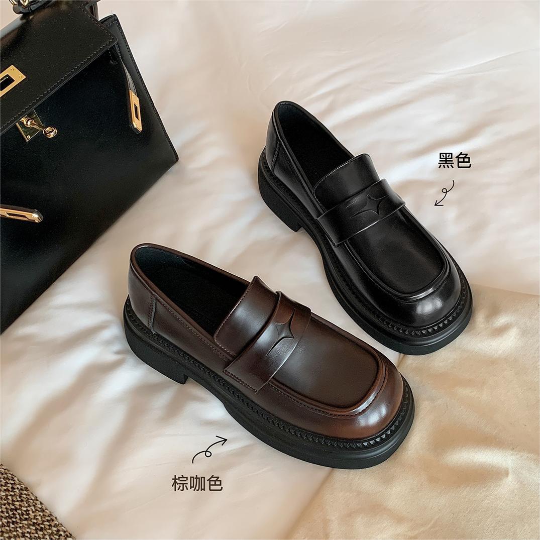 557 Huidong Yixinda British Style Retro Polished Thick-Soled Lazy Loafers Women's Large Size Small Leather Shoes