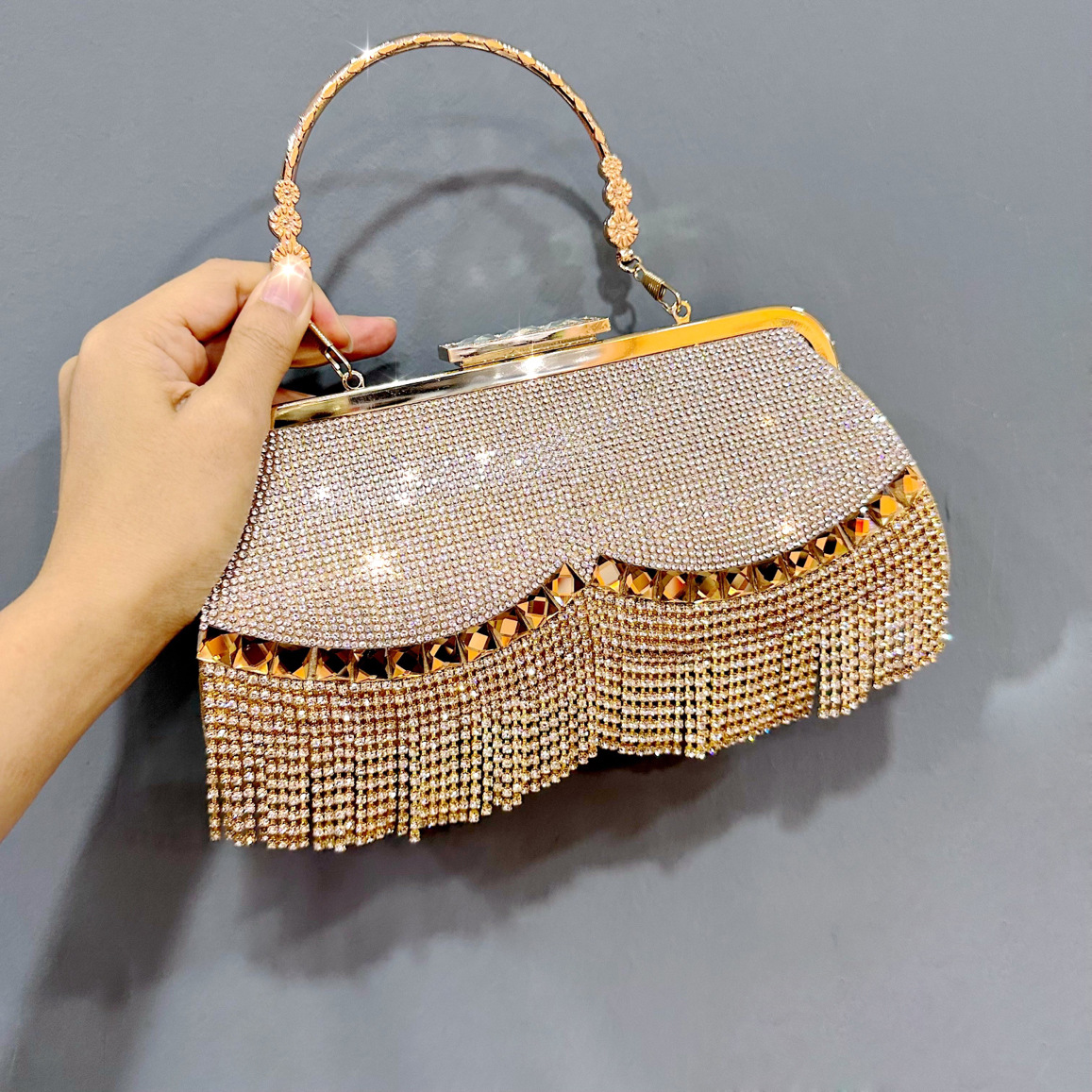 Cross-border Hot Selling Tassel Diamond Bag Women's Crossbody Handbag Banquet Handbag Women's Evening Bag Evening KTV Princess Bag