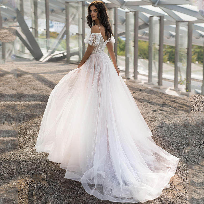 Picture of 2025 Spring New Large Size Wedding Dress Slim Fit Shoulder Floor-Length Fat Man Lace Flower One Shoulder Women