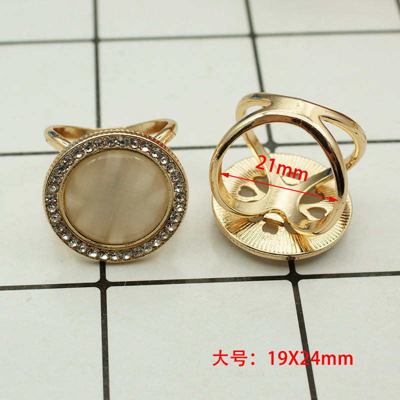 Picture of South Korea multi-functional scarf buckle high-grade Pearl fashion new Camellia windbreaker belt buckle high-end jewelry wholesale
