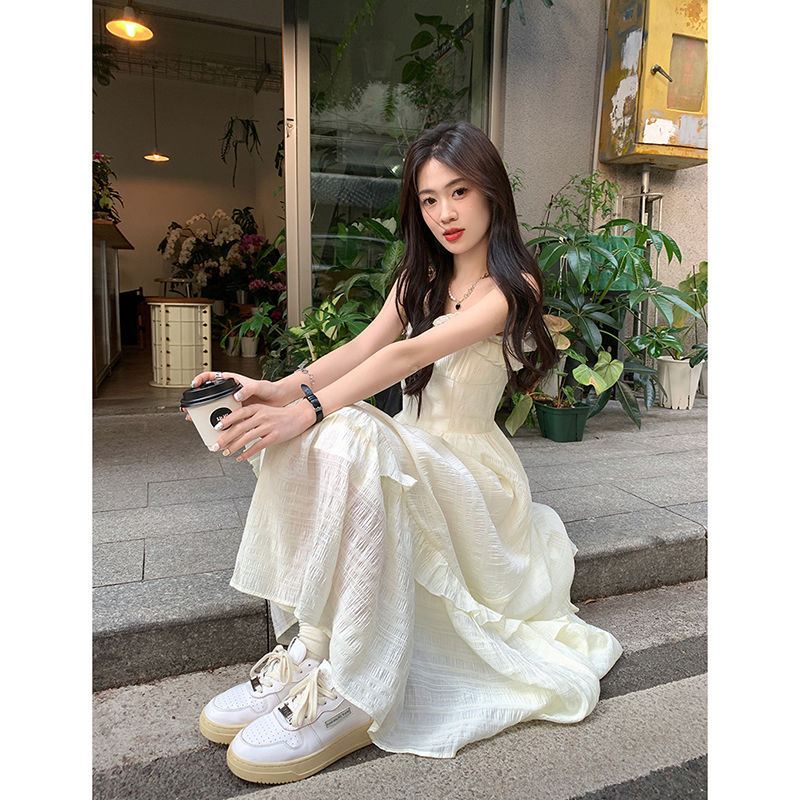Women's Summer Seaside Sling dress Women's Summer Seaside Vacation Waist Slimming Sweet Age-reducing Beach Long Dress