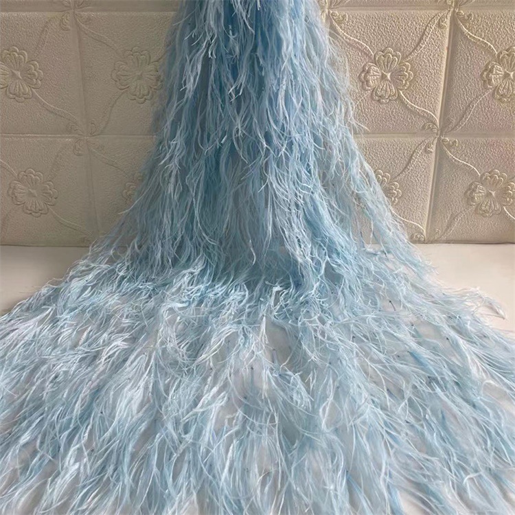 Picture of European and American high-end high-end ostrich feather wedding dress fashion catwalk same style pure heavy handmade feather mesh evening dress