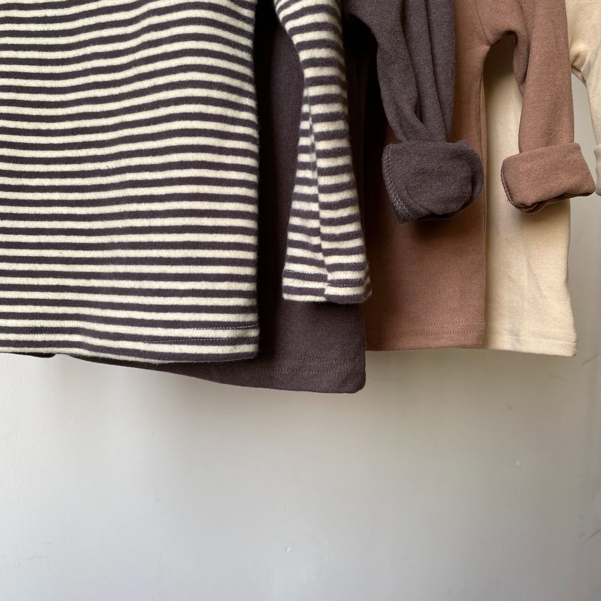 Picture of GL-kids Korean-style Autumn and Winter Children's Sanding Cotton Thickened Base Shirt Half-high Collar All-match Top for Boys and Girls