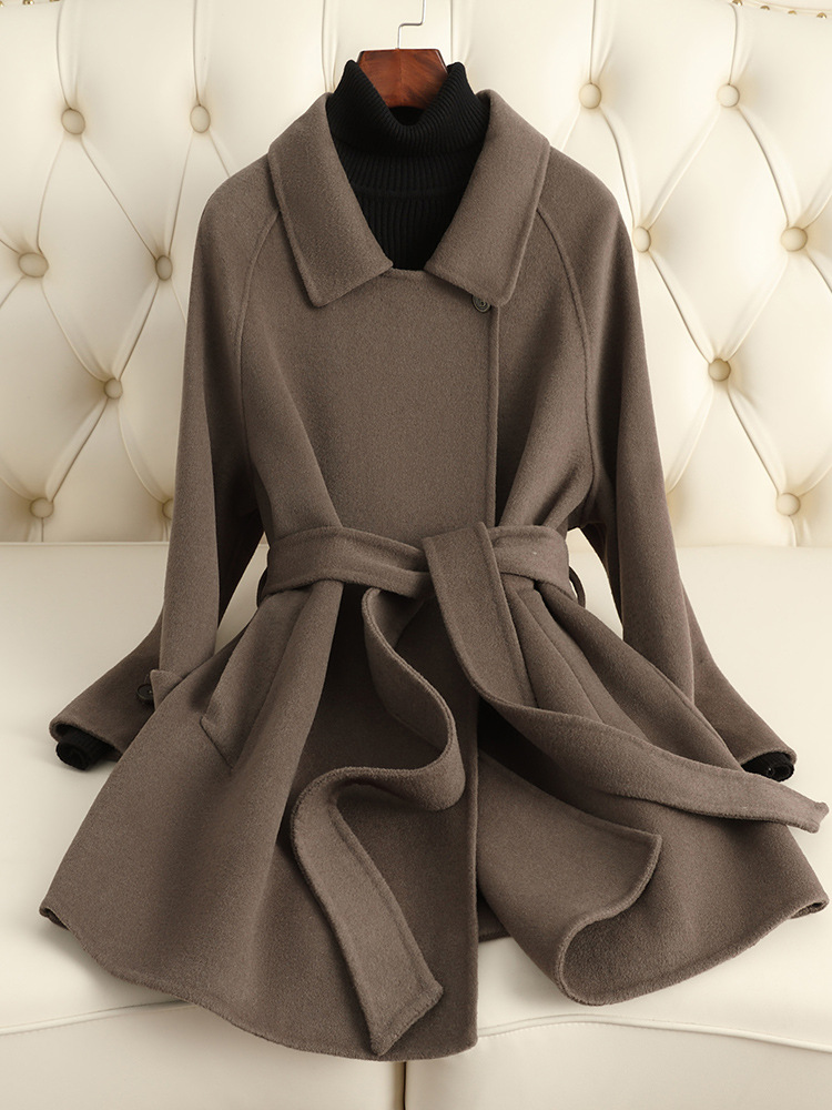 Picture of High-End Double-Sided Cashmere Outwear for Women 2025 Autumn and Winter New Loose Small Mid-Length Woolen Outwear for Women