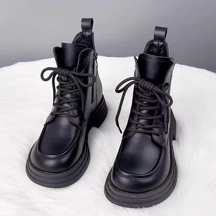 Picture of Winter fleece ins style Martin boots women's 2025 new autumn shorts, British style soft leather skinny boots, Internet celebrity boots