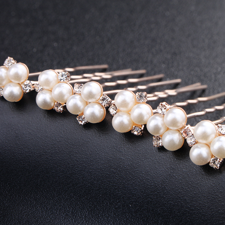 Picture of Wedding accessories wholesale European and American simple new bridal hairpin pearl rhinestone pin wedding dress accessories