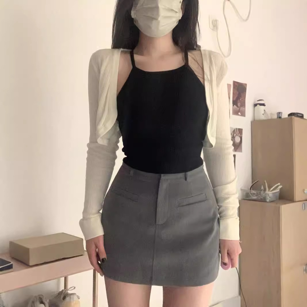 Black Skirt Women's 2025 New Spring and Summer High Waist Small Spice Girl Split A- Line One-Step Hip Short Culottes