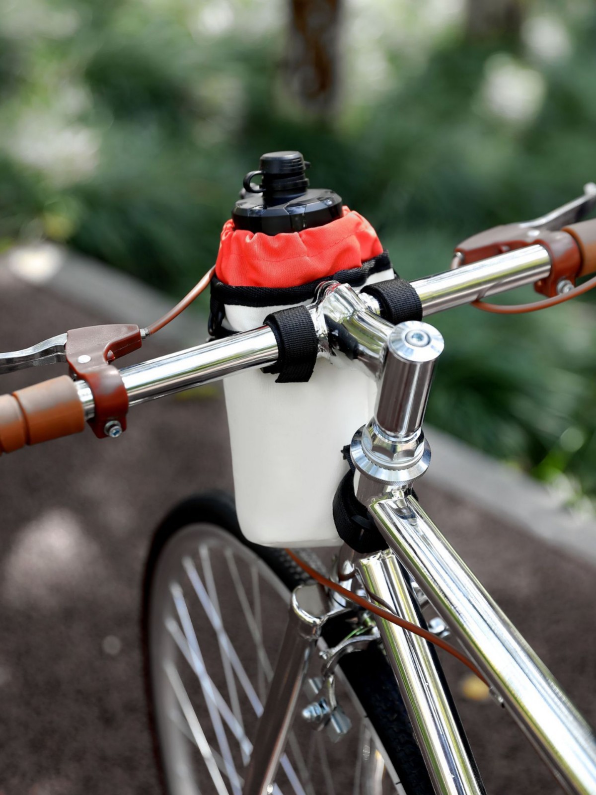 Cross-border Bicycle Motorcycle Portable Kettle Bag Outdoor Travel Water Cup Bag Thickened Drop-resistant Thermos Protective Cover