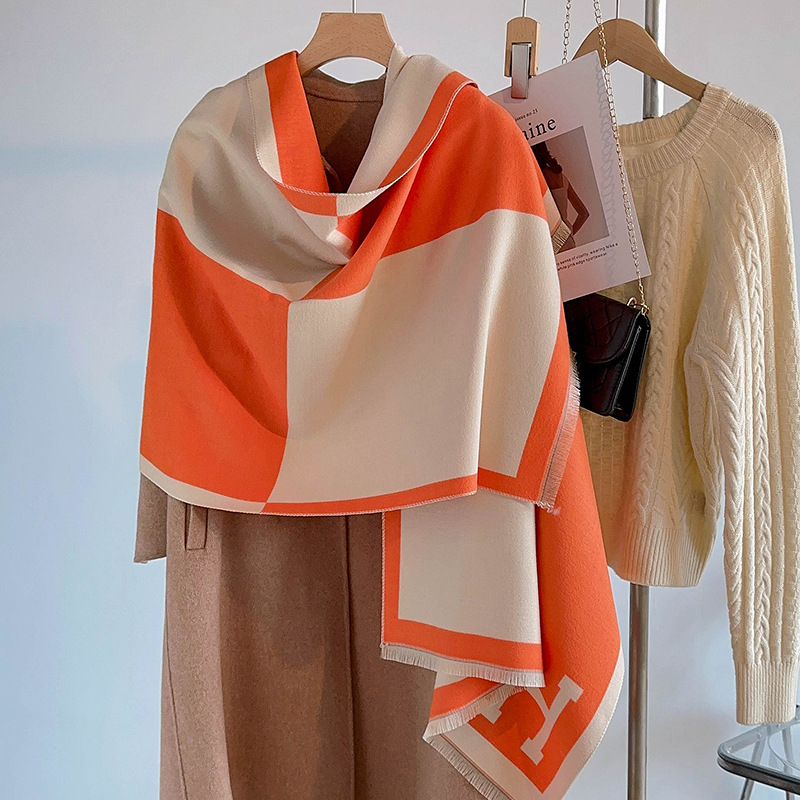 Picture of Imitation cashmere scarf for women, winter gift box, spring/autumn outer layer, thickened warmth, high-end mom qipao shawl for office