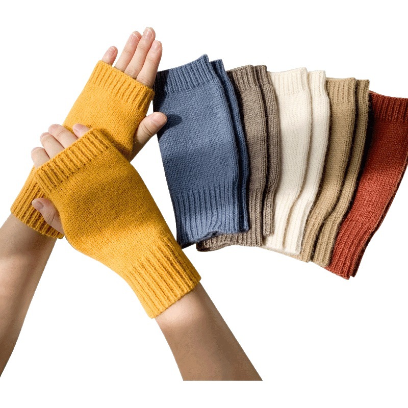 Knitted half-cut gloves women's winter open finger cute half-finger gloves students write Korean warm wool gloves wholesale