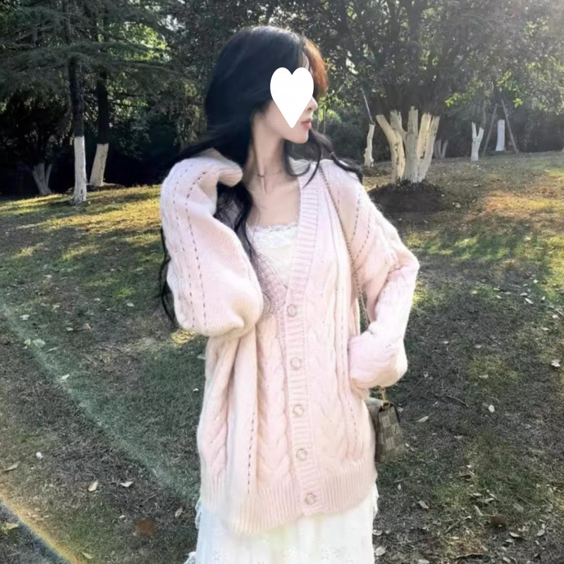 Peach pink tea break V-neck sweater slimming cardigan woman early spring loose lazy soft glutinous twist knitted sweater