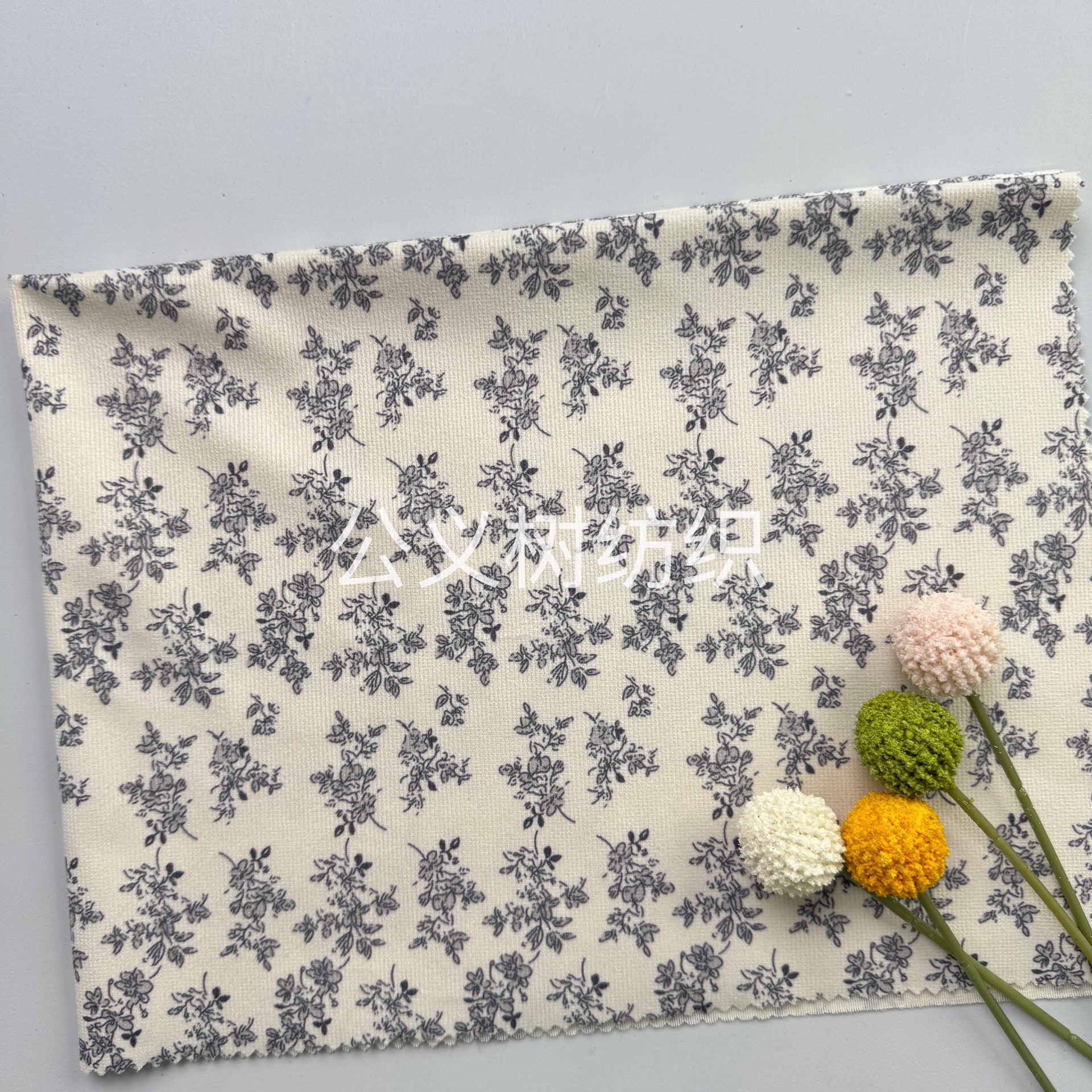 "Jin Yun Silk" Autumn and Winter Soft Skin-friendly Fabric Lisi Velvet 21 Pit Small Floral Printed Fabric