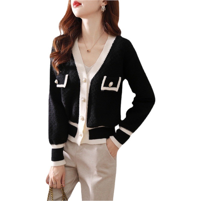 French Retro V Neck Knitwear 2022 Autum New Small Fragrant Style Outwear Knitted Cardigan Short Style Women's Splicing