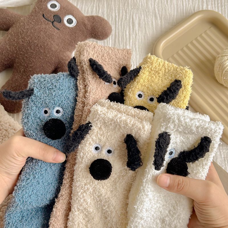 Coral Velvet Socks Women's Winter Thickened Plush Warm Sleep Socks Cute Cartoon Floor Socks Plus Stockings Batch