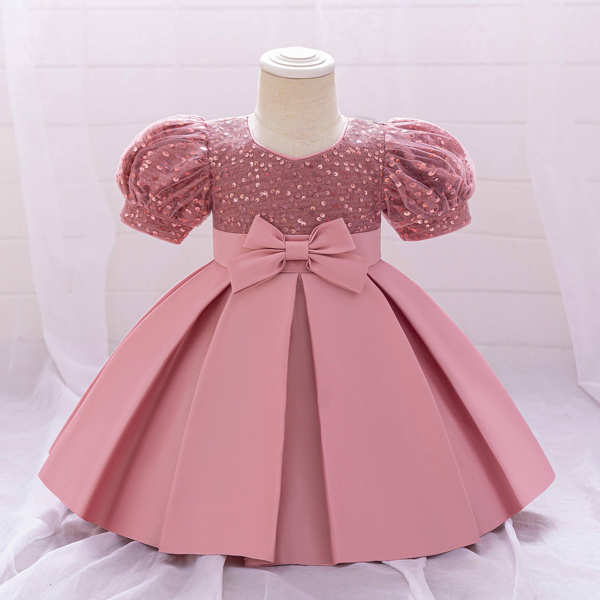 Children's Dress Princess Dress Sequin Bubble Sleeve Wrought Cloth Flower Girl's Party Dress Baby's One-year-old Wash Dress