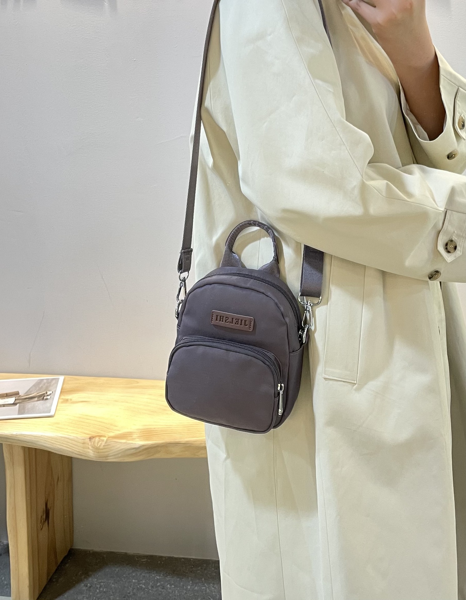 Picture of Jierangshi Factory New Simple All-match Lightweight Shoulder Bag Fashionable Waterproof Nylon Cloth Bag Women's Crossbody Bag
