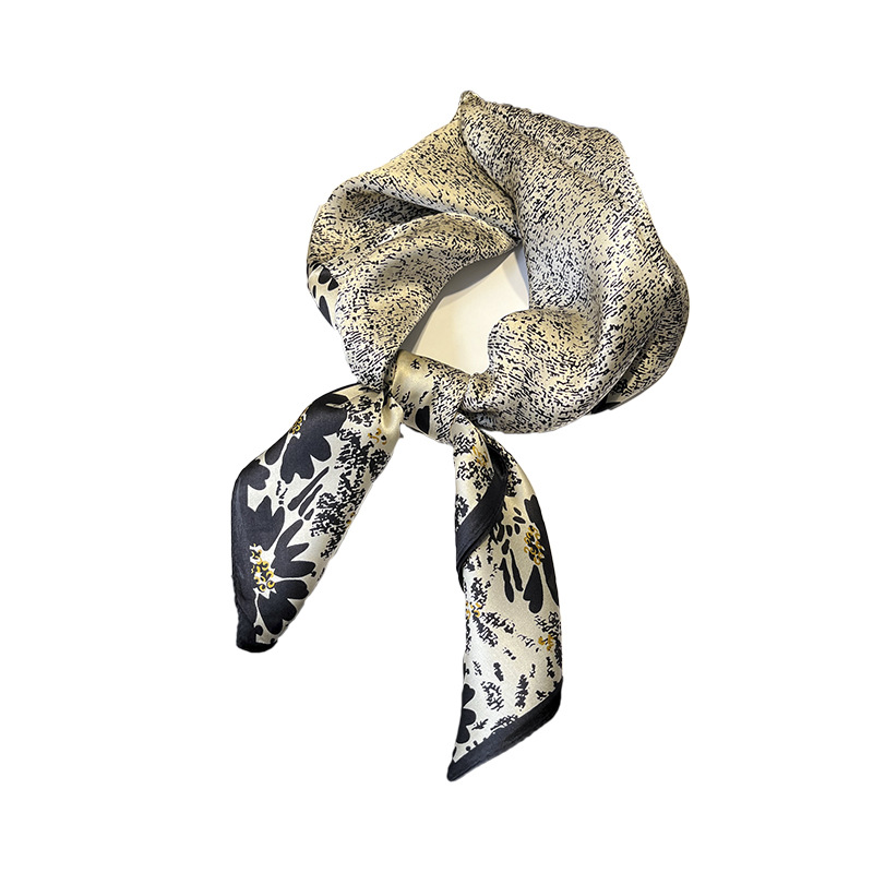 Picture of Spring and Autumn Thin Japanese and Korean Sweet Champagne Color Small Floral Silk Mulberry Silk 70cm Square Scarf Silk Scarf Hair Band Headwear Women