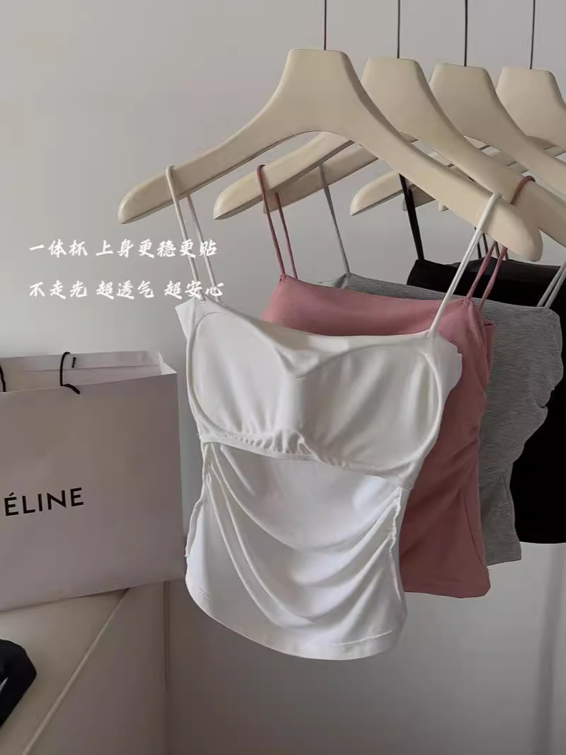 Picture of Korean Society All-match Thin Shoulder Small Sling with Chest Pad One-piece Strapless Slim-fit Pleated Base Vest Women's Trendy Outer Wear Top