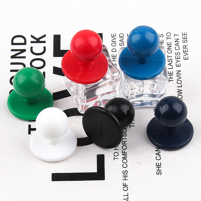 Chef clothes button restaurant hotel plastic chef button black and white overalls chess button round spherical buckle