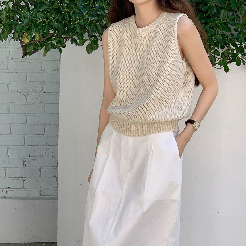 2024 Summer Gentle Little Sister Versatile Retro Summer Sleeveless Knitted Vest Thin Ice Silk Top