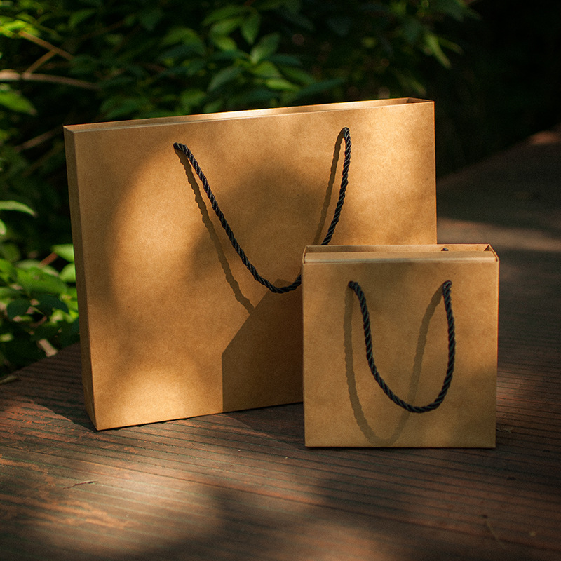 Vintage simple kraft paper bag horizontal gift box paper bag clothing gift holiday portable gift bag packaging bag