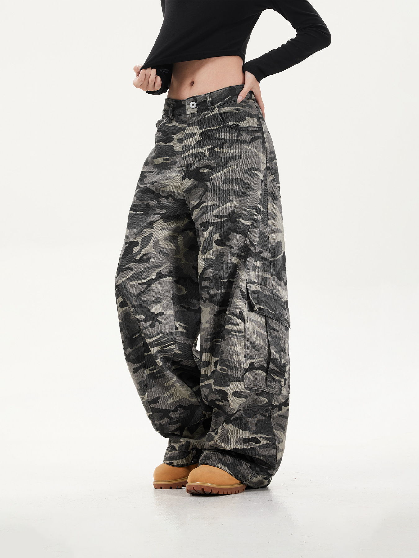 American Retro Multi-Pocket Camouflage Cargo Pants for Women 2025 Spring New Deconstructed Design Denim Scimitar Long Pants