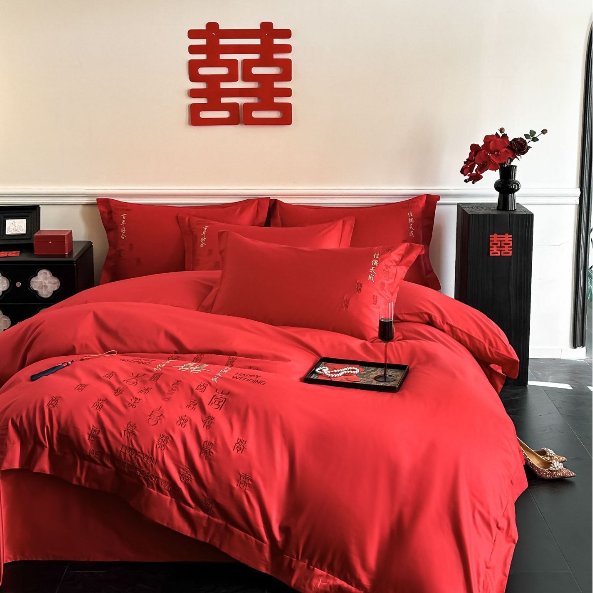 Picture of All-Cotton Wedding Four-Piece Set, Red Double Happiness Long-Staple Cotton Pure Cotton Bedding Wedding Quilt Cover, Wedding Bedding Set with Fitted Sheet