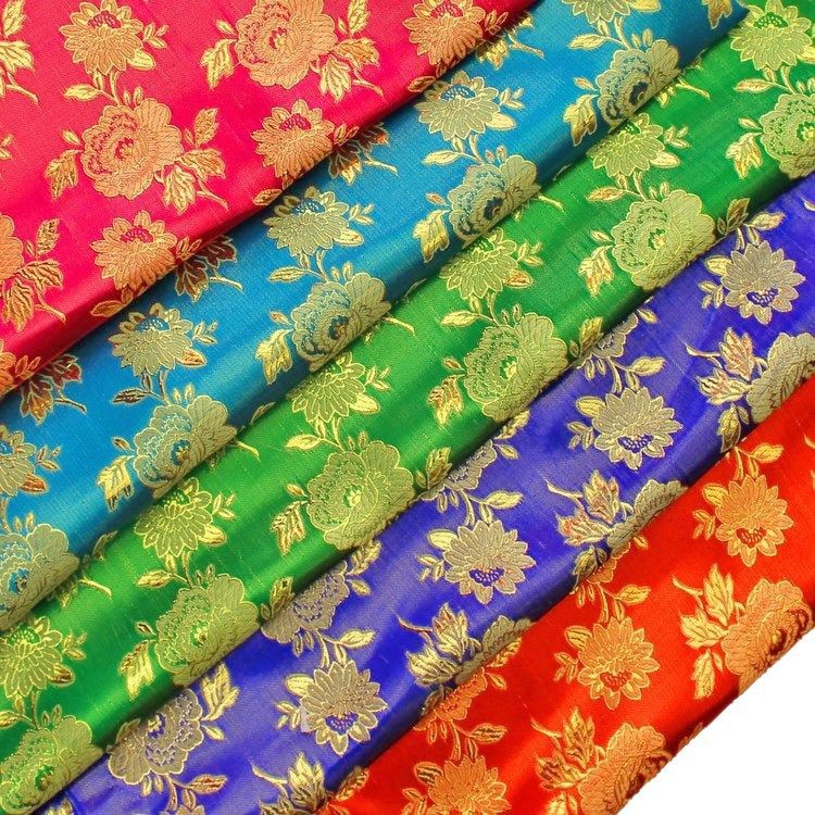 Picture of Spot Wholesale Wedding Decoration Headwear Toys Fabric Crafts Fabric Rose Red Festive Gold and Silver Jacquard Fabric