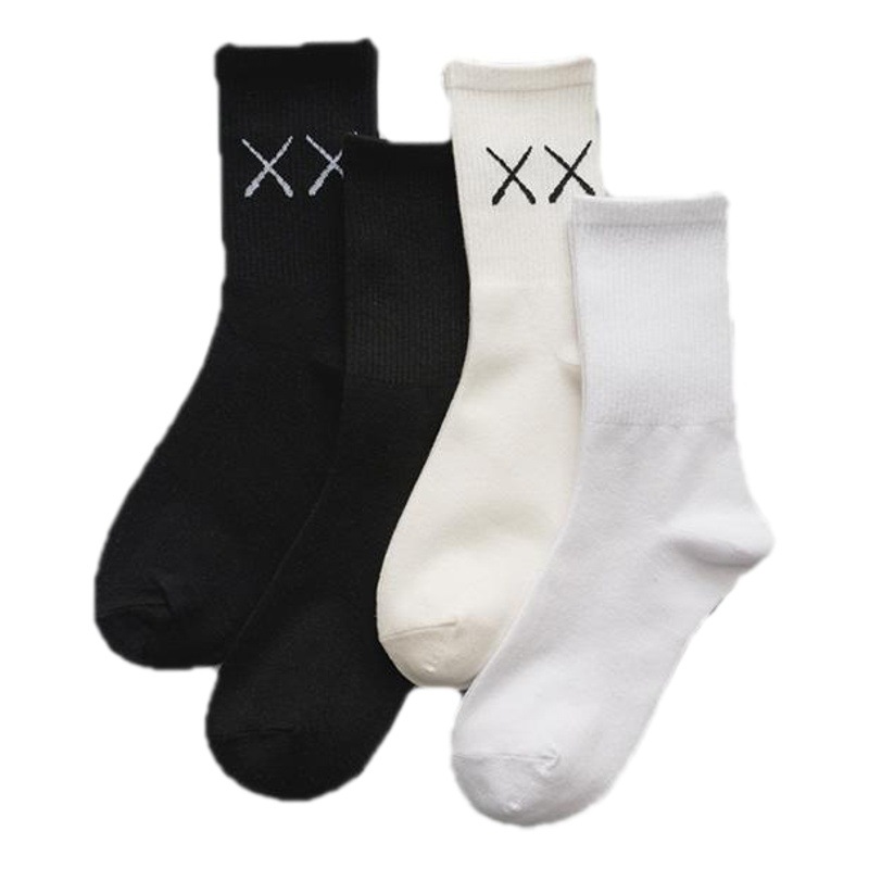 2020 Spring and Summer New Unisex Socks Black and White Solid Color Basic Men and Women's Socks kaws Fashionable Socks Sports Socks