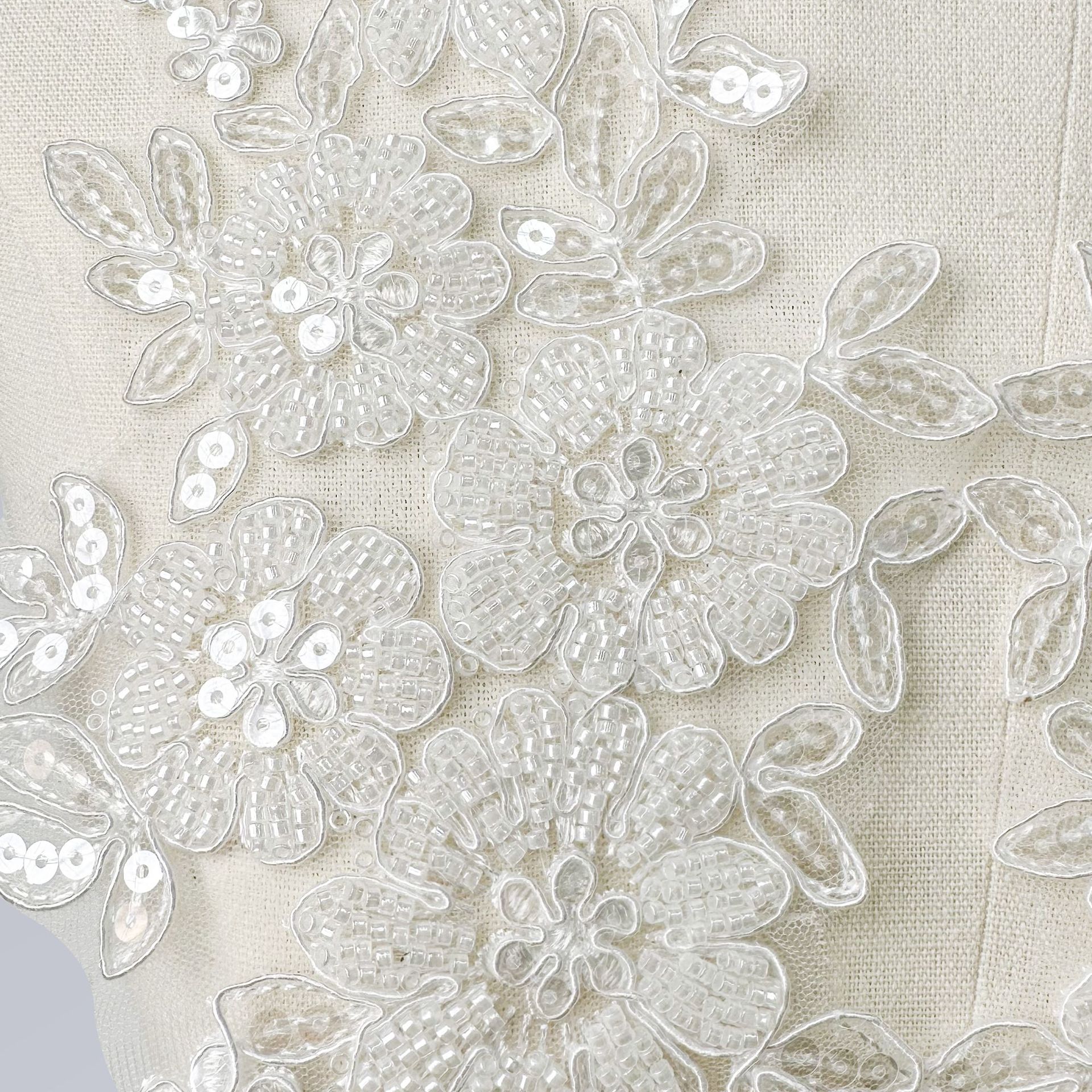 Picture of Cross-border European and American beaded sequined embroidered flower applique new luxury wedding dress decoration hand sewing accessories accessories