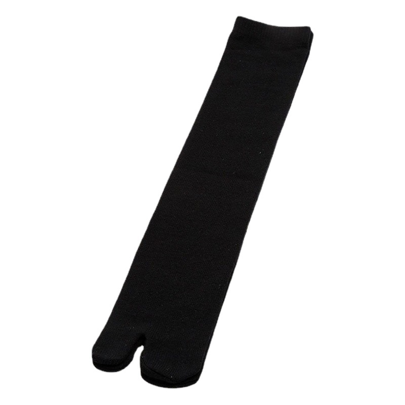 Wholesale mid-length two-finger socks calf socks black and white solid color toe socks mid-tube long clogs socks anime kimono socks