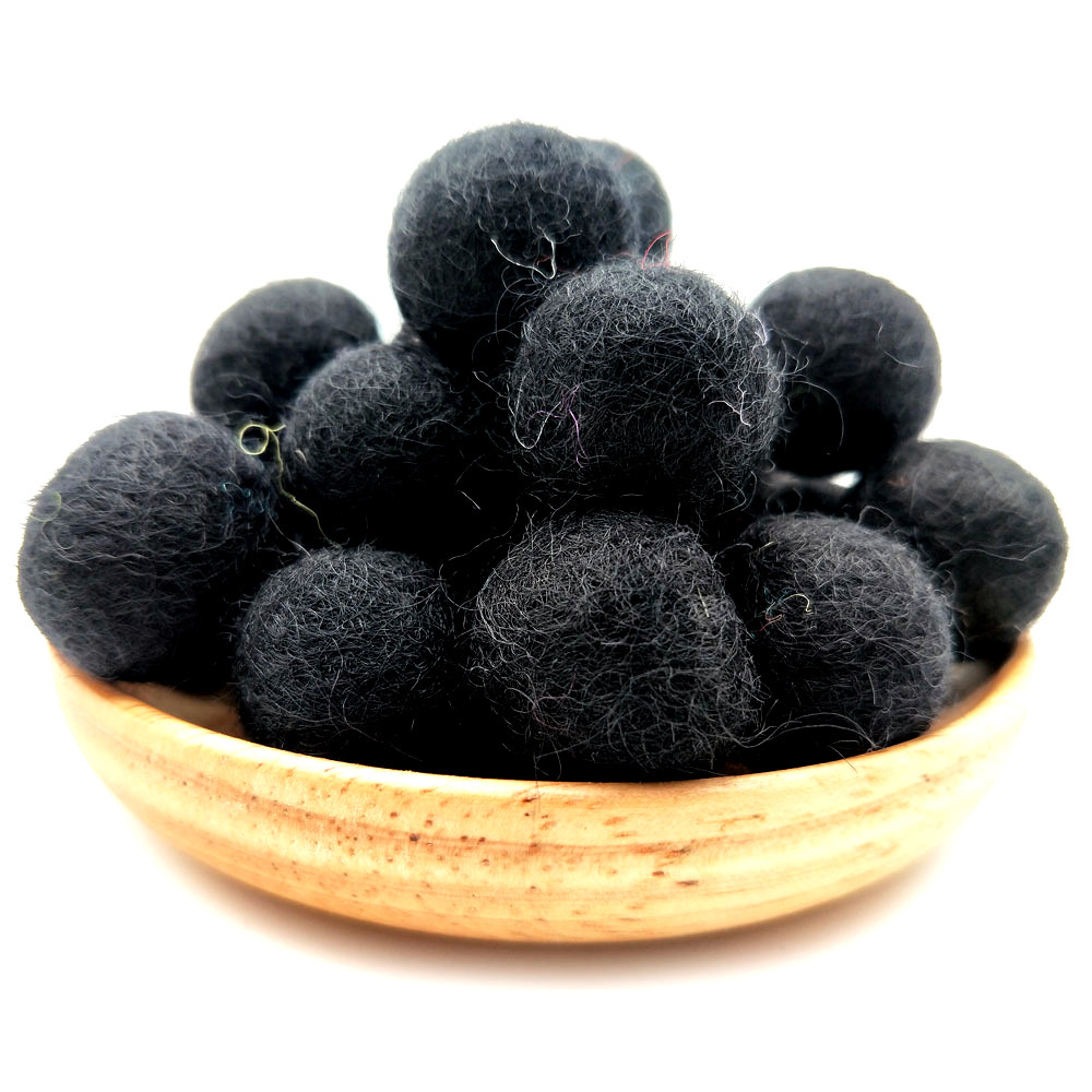 Picture of Cross-border in stock 2CM wool ball Christmas jewelry accessories Christmas diy colorful wool ball small wool ball pokes