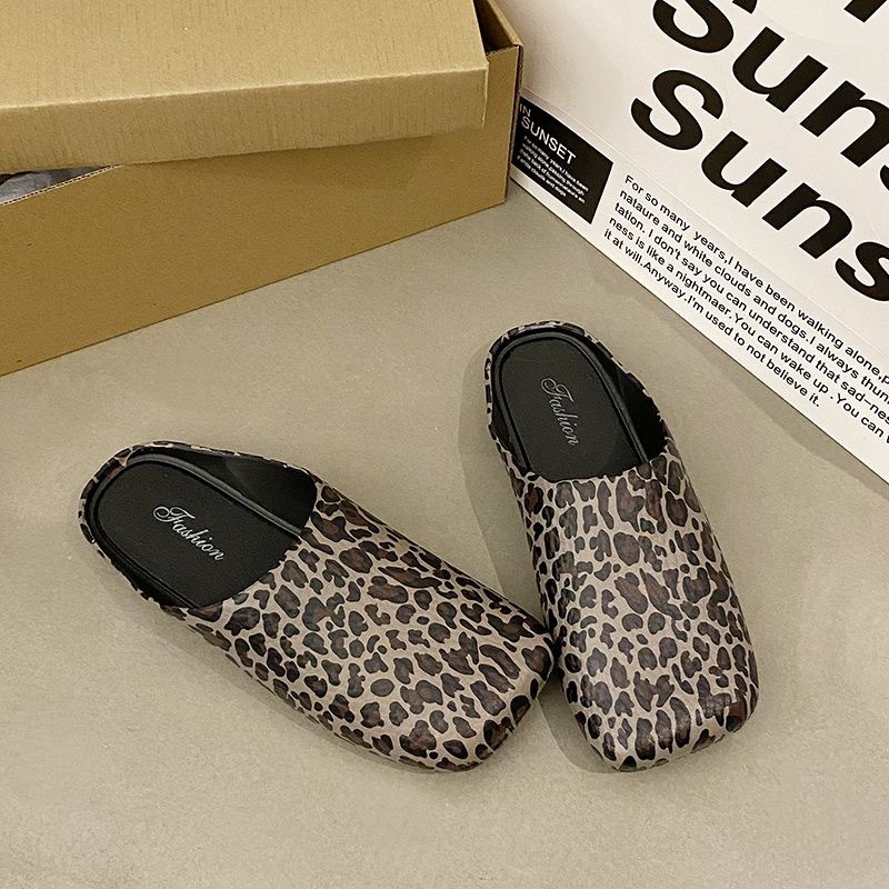 2024 New Style Baotou Half Slippers Women's Outwear Birkan Shoes Autumn and Winter Soft Bottom Casual Leopard Print Heel-free Sandals