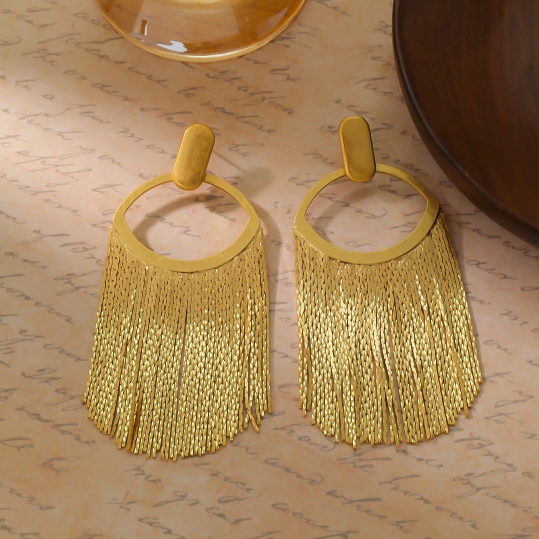 Picture of Middle ancient Vintage copper plated real gold big tassel fashion exaggerated retro design heavy industry quality 925 silver needle