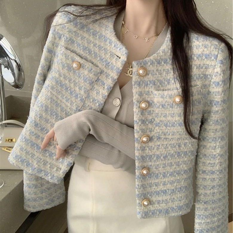 Pearl buckle Chanel style coat for women 2024 Spring and Autumn New French design sense niche loose short temperament top