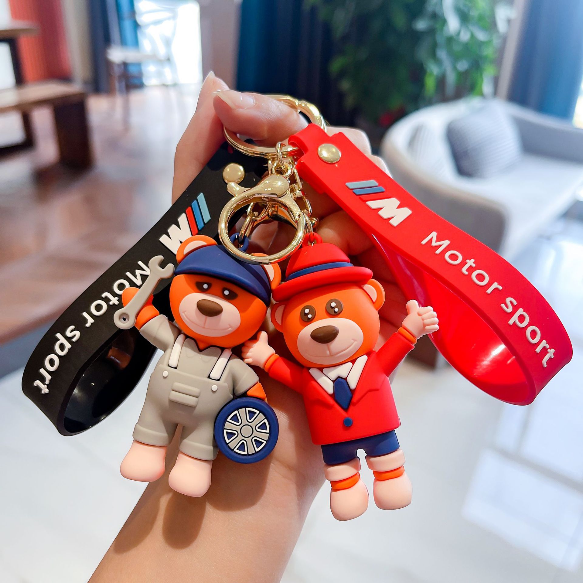 New creative cute hat bear key chain cartoon doll key chain car bag pendant wholesale