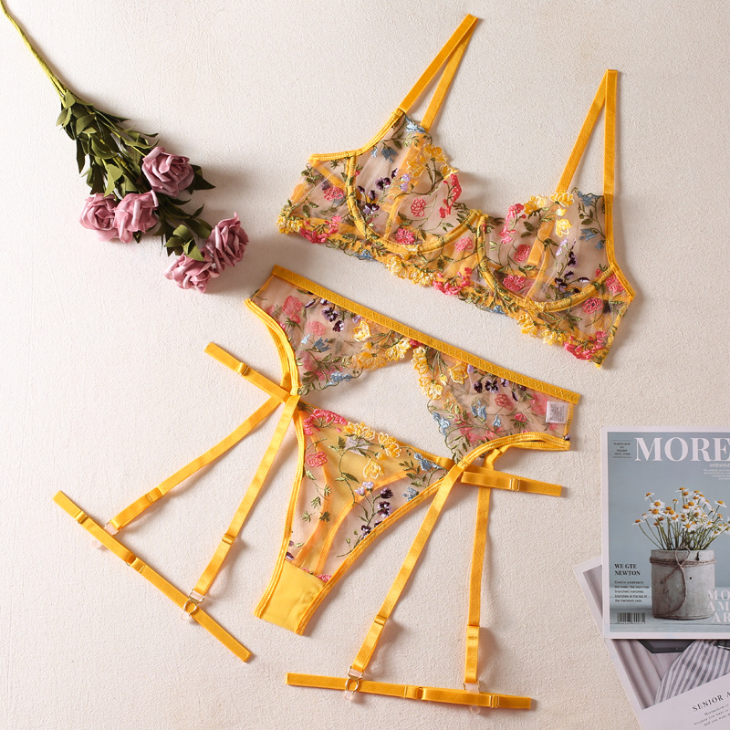 Picture of New ins Internet Celebrity Summer Small Floral Bra Panties Garter Belt Sexy Underwear Three-piece Set Foreign Trade Supply
