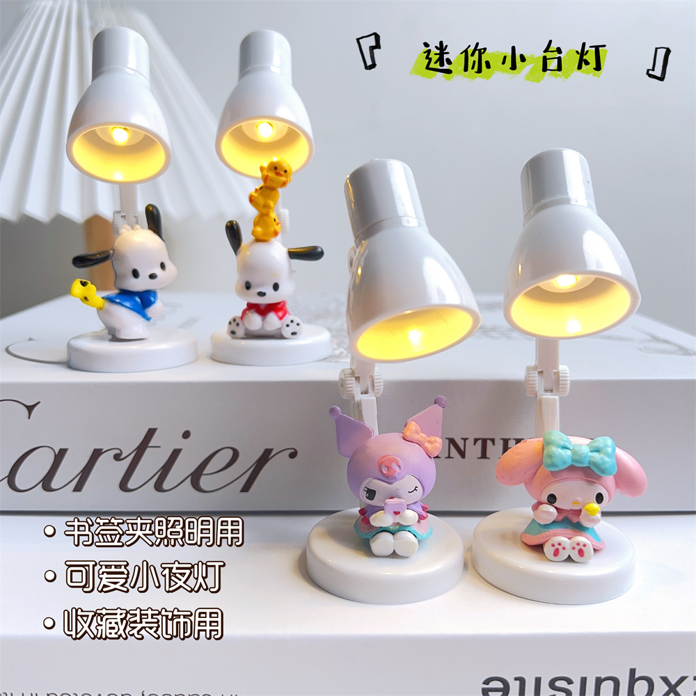 Mini Cute Girly Heart Led Desk Lamp Eye Protection Reading Lamp Kuromi DIY Night Light Book Clip Small Desk Lamp