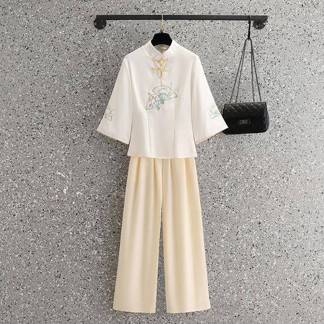 Picture of Republic of China Style Vertical Collar plus size Slimming Tang Suit Chinese Embroidery Retro Elegant suit Wide Leg Pants Two-Piece Set for Summer
