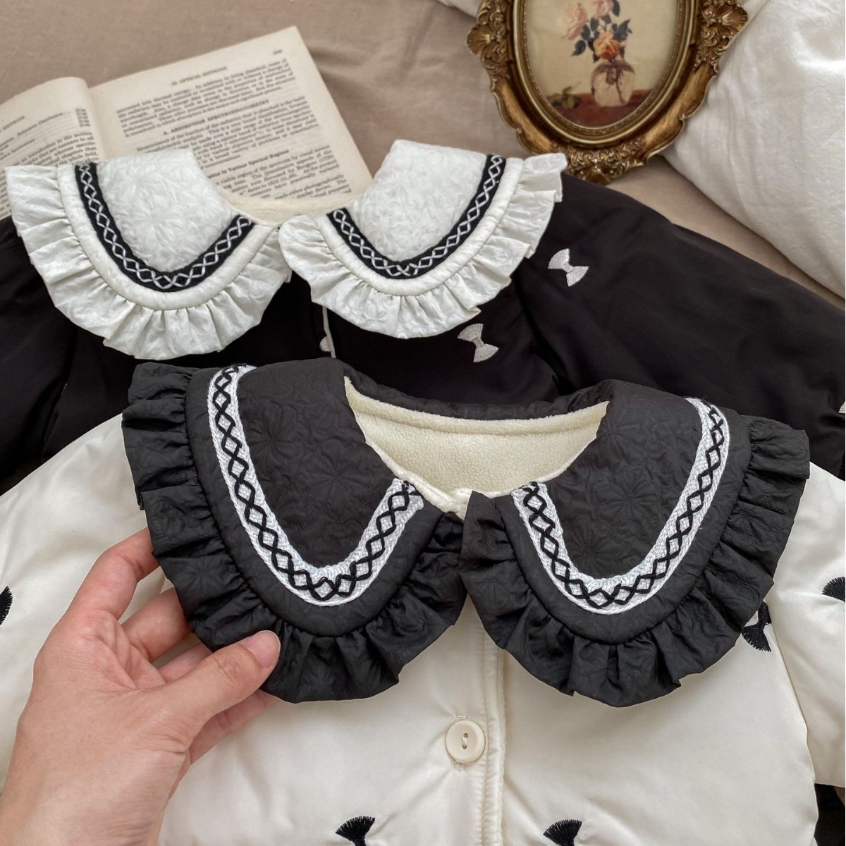 Picture of 2025 Baby Winter Clothes Cotton Clothes Girls Baby Long Thickened Cardigan Cotton Clothes Western Style Lace Lapel Padded Jacket