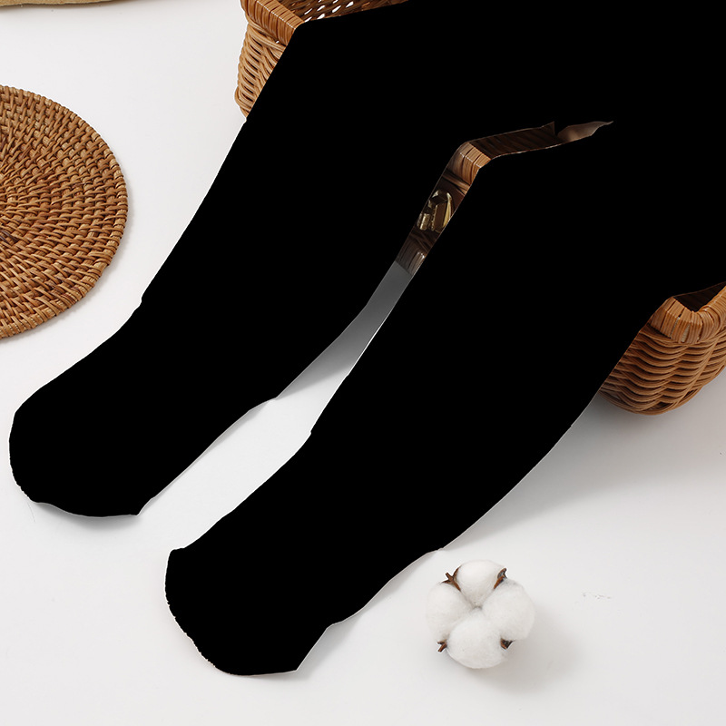 Picture of Wholesale children's autumn and winter fleece-lined thickened pantyhose generation hair girls dancing dragon claw hair white ballet dance socks